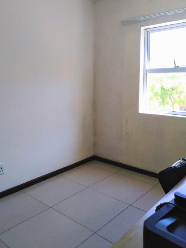 2 Bedroom Property for Sale in Parklands Western Cape